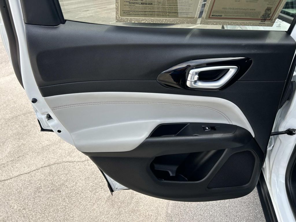 Used 2025 Jeep Compass SUV