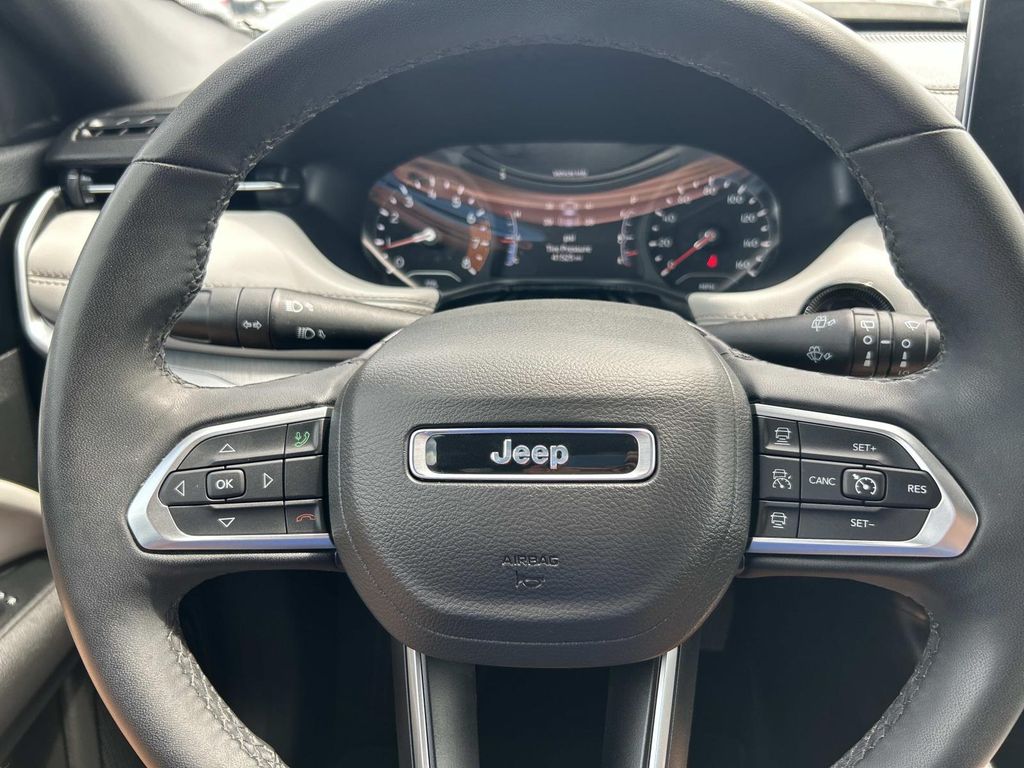 Used 2025 Jeep Compass SUV