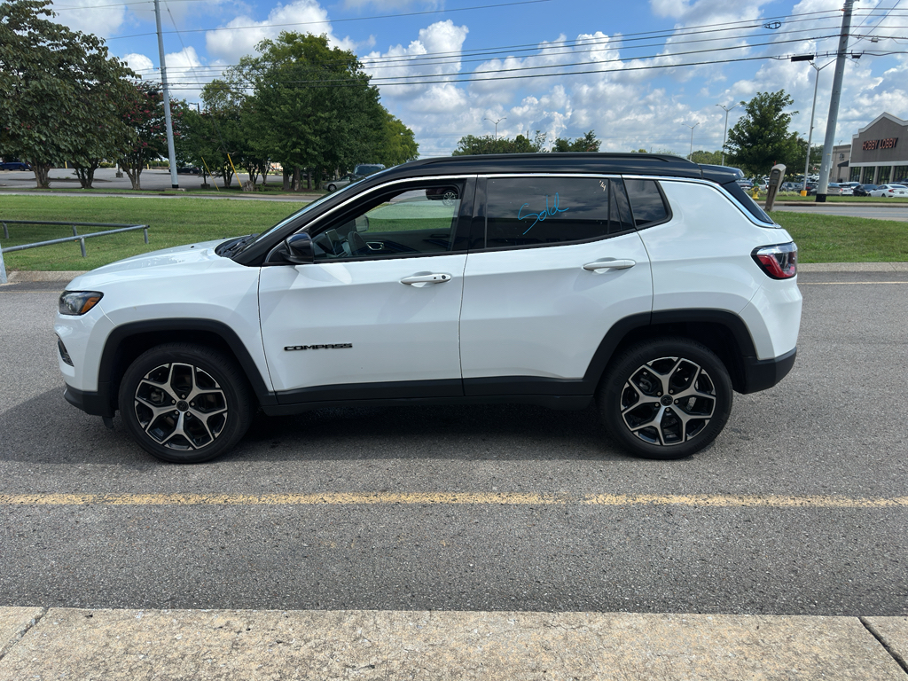Used 2025 Jeep Compass SUV