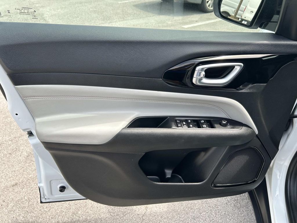 Used 2025 Jeep Compass SUV