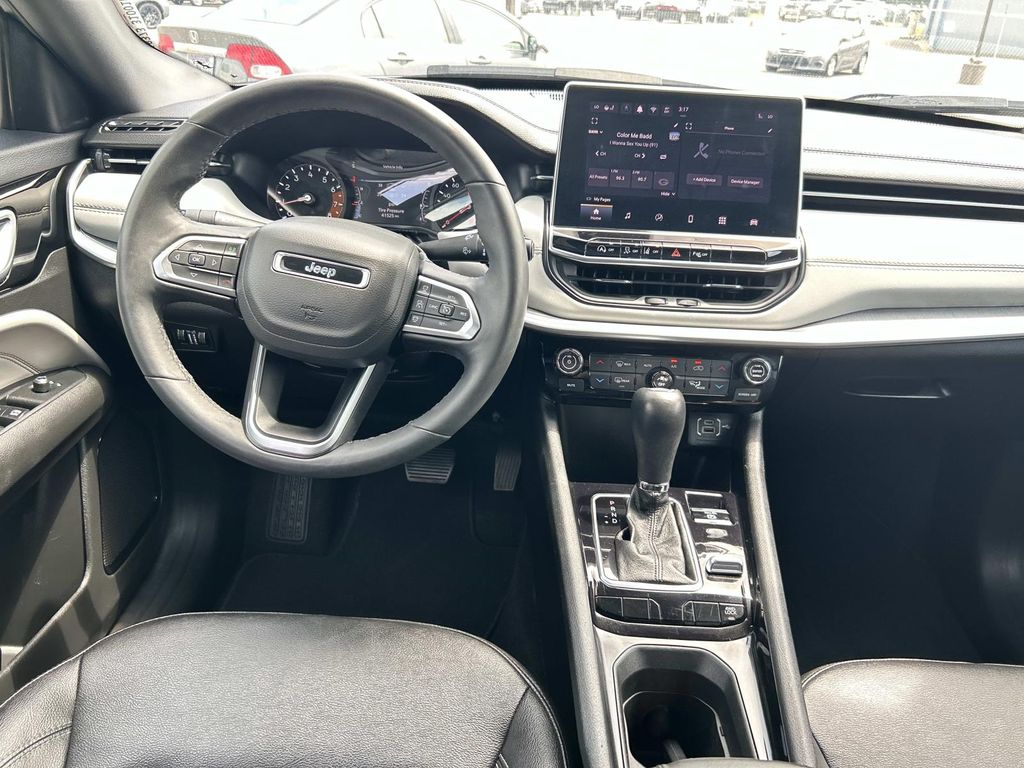 Used 2025 Jeep Compass SUV