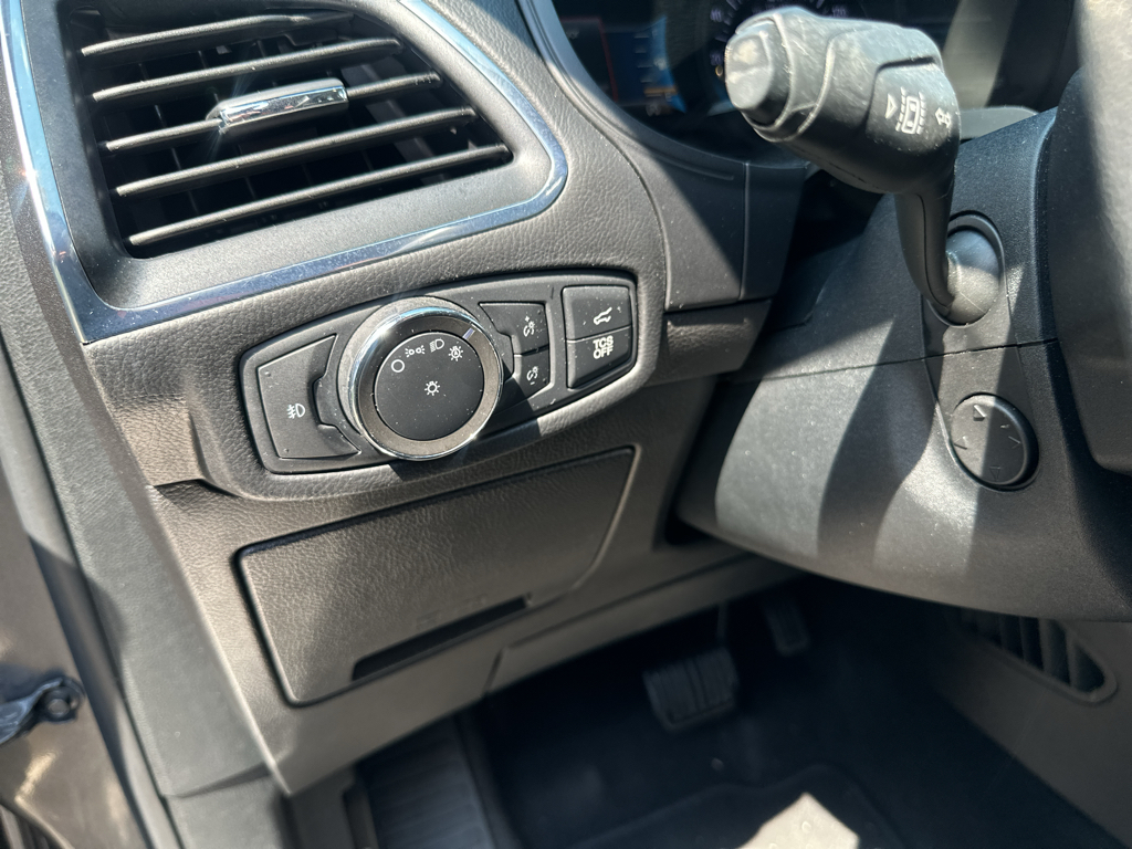 Used 2022 Ford Edge SUV