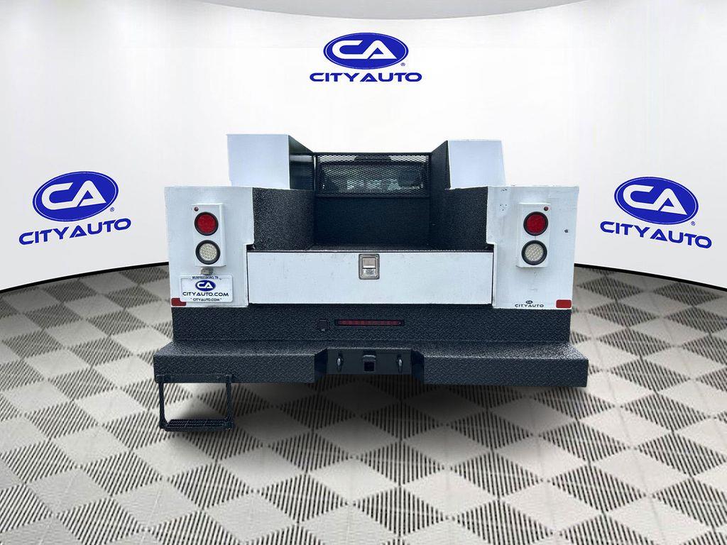 Used 2019 Ford F-350 Super Duty Chassis Truck