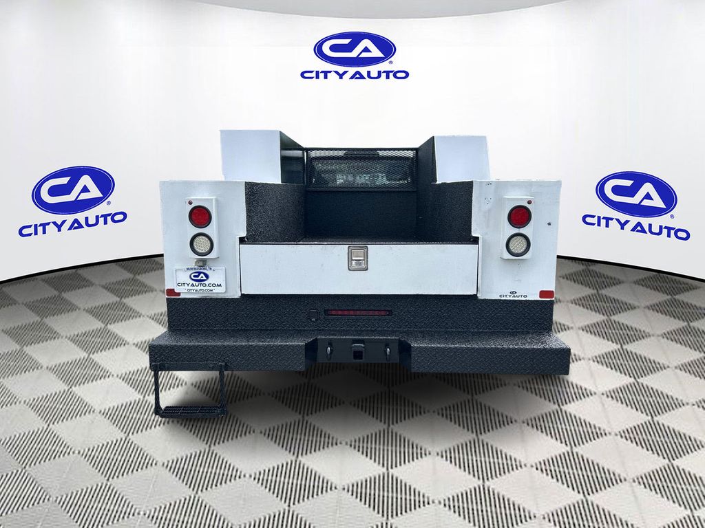 Used 2019 Ford F-350 Super Duty Chassis Truck