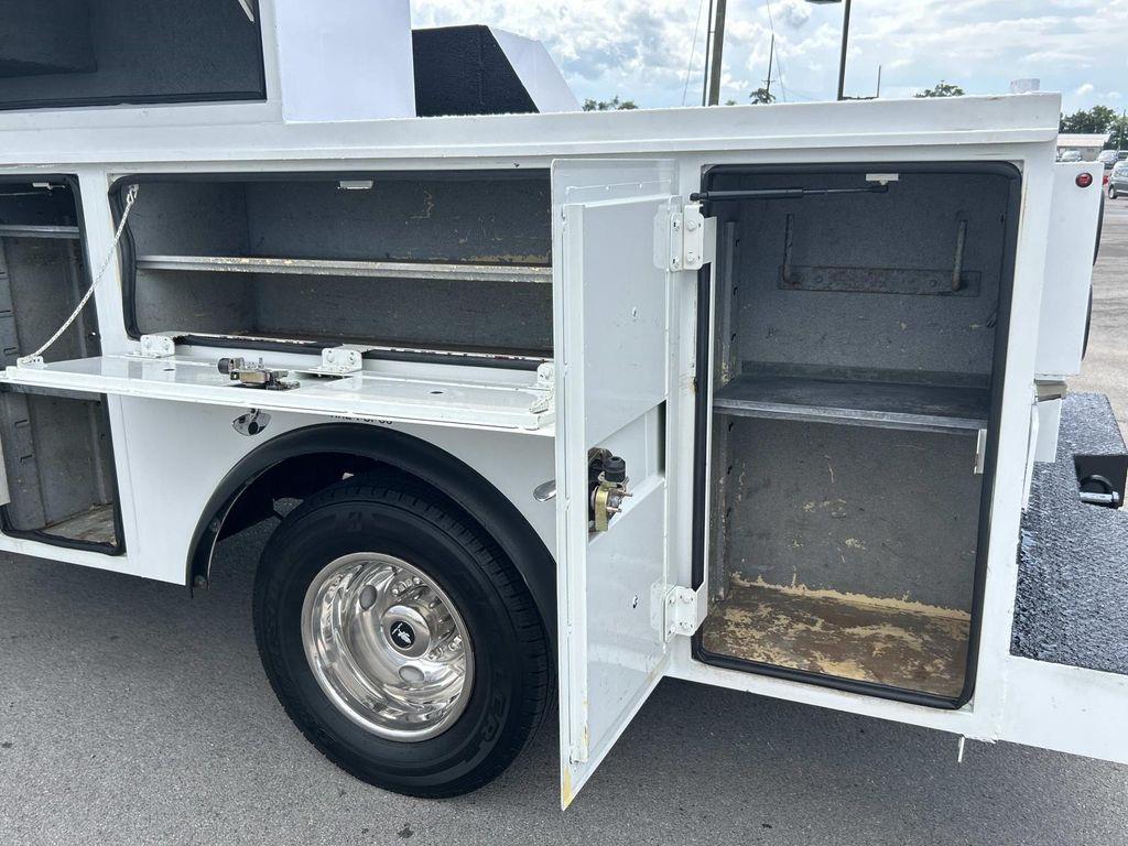 Used 2019 Ford F-350 Super Duty Chassis Truck