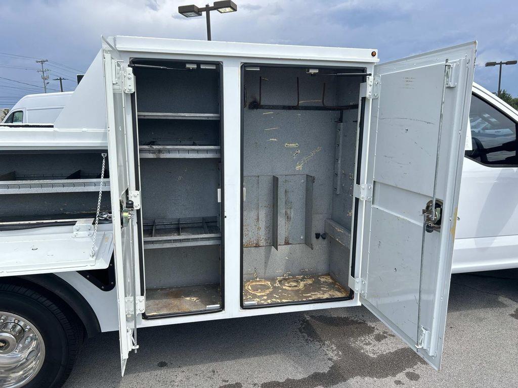 Used 2019 Ford F-350 Super Duty Chassis Truck