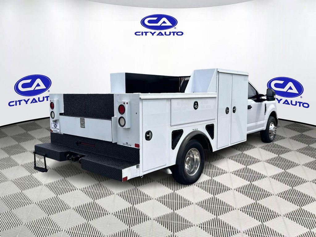 Used 2019 Ford F-350 Super Duty Chassis Truck