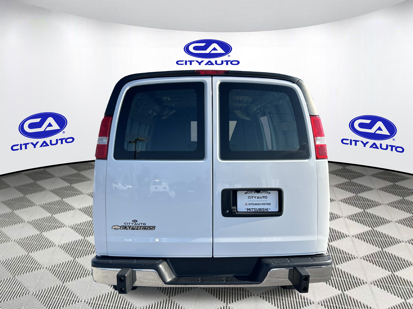 Used 2021 Chevrolet Express 2500 Van