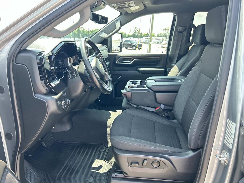 Used 2024 Chevrolet Silverado 2500HD Truck