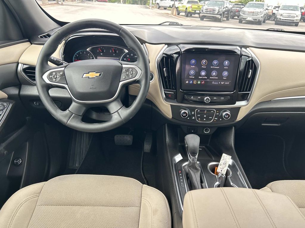 Used 2023 Chevrolet Traverse SUV