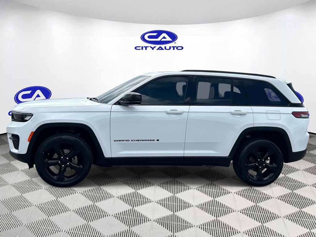 Used 2024 Jeep Grand Cherokee SUV