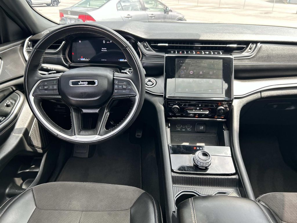 Used 2024 Jeep Grand Cherokee SUV
