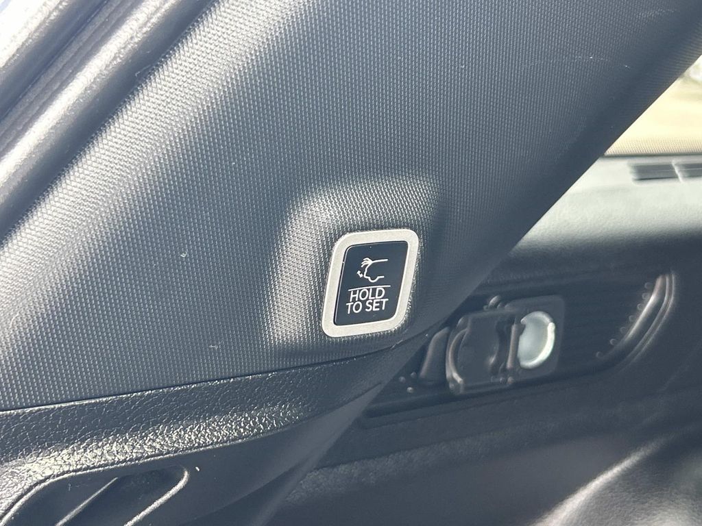 Used 2024 Jeep Grand Cherokee SUV