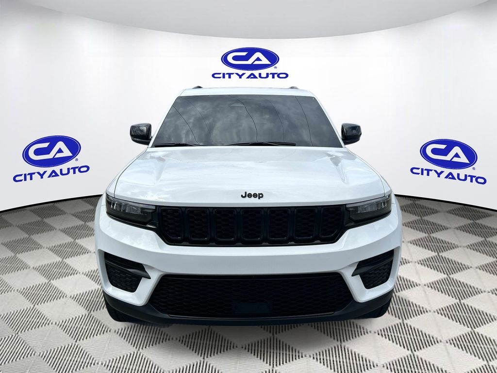 Used 2024 Jeep Grand Cherokee SUV