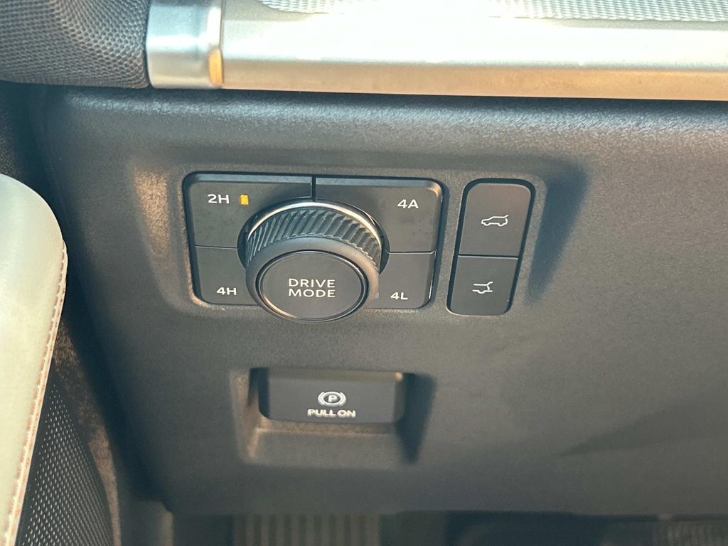 Used 2025 Ford Expedition SUV