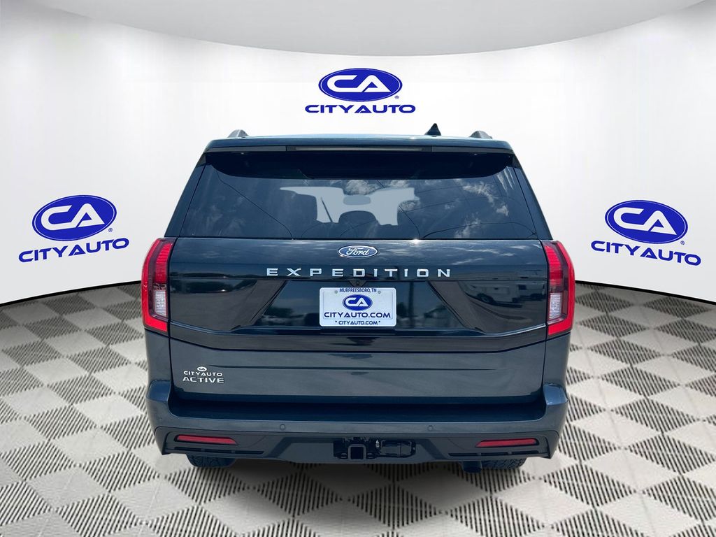 Used 2025 Ford Expedition SUV