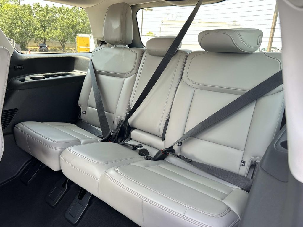 Used 2025 Ford Expedition SUV