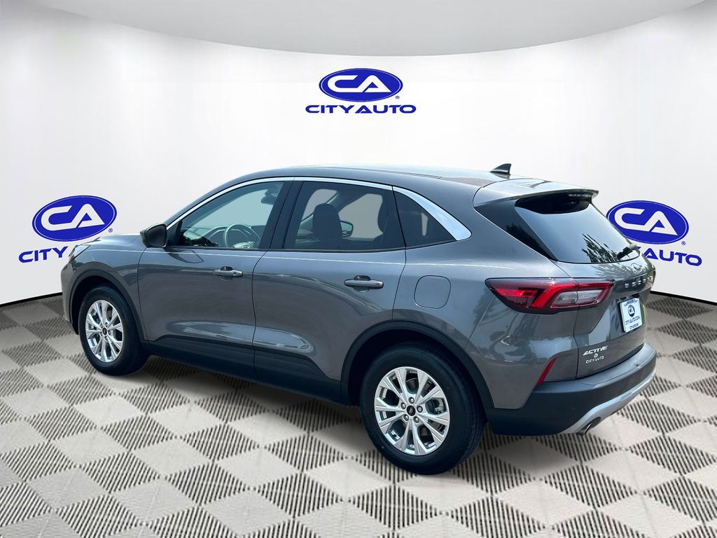 Used 2023 Ford Escape SUV