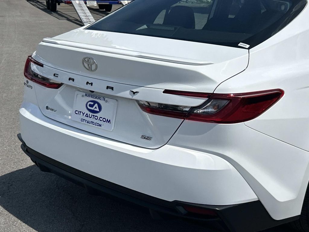 Used 2026 Toyota Camry Hybrid Sedan