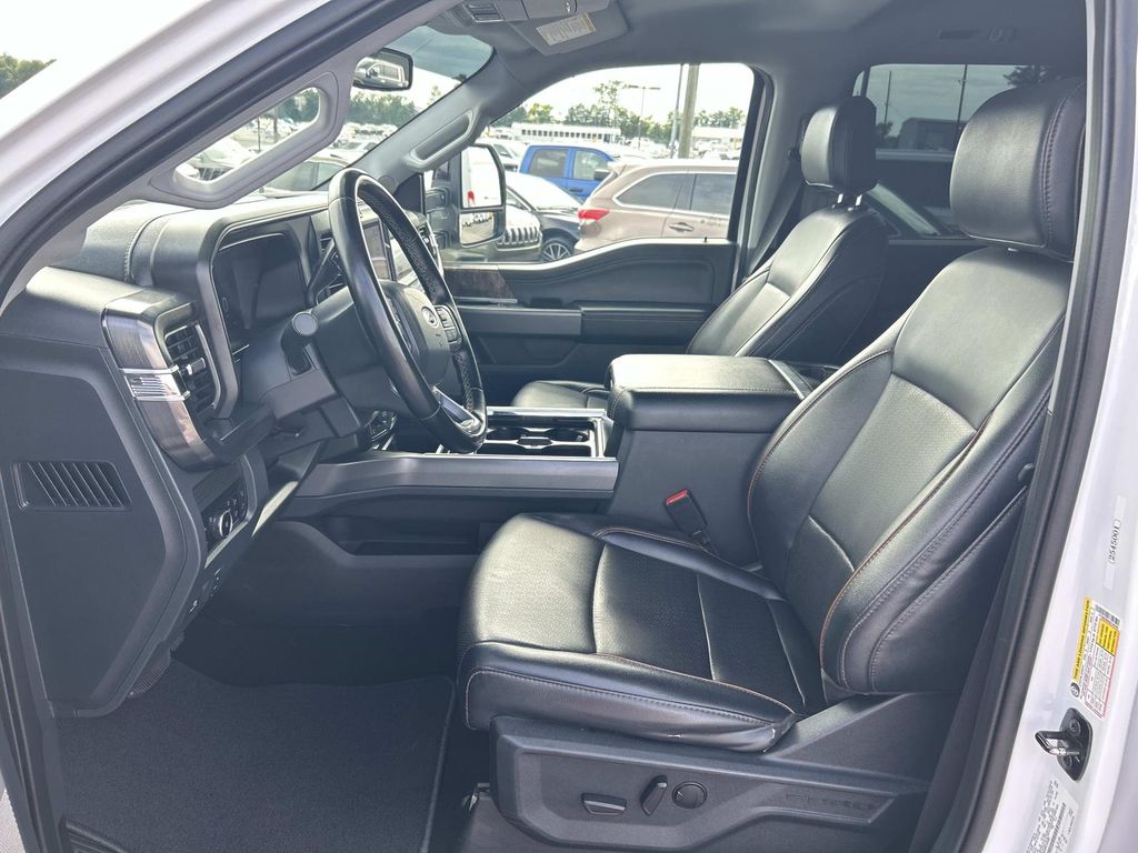 Used 2025 Ford F-250 Super Duty Truck