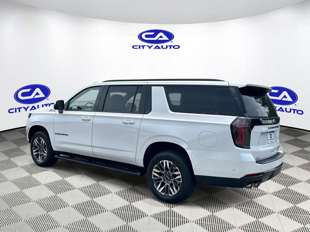 Vehicle photo 5