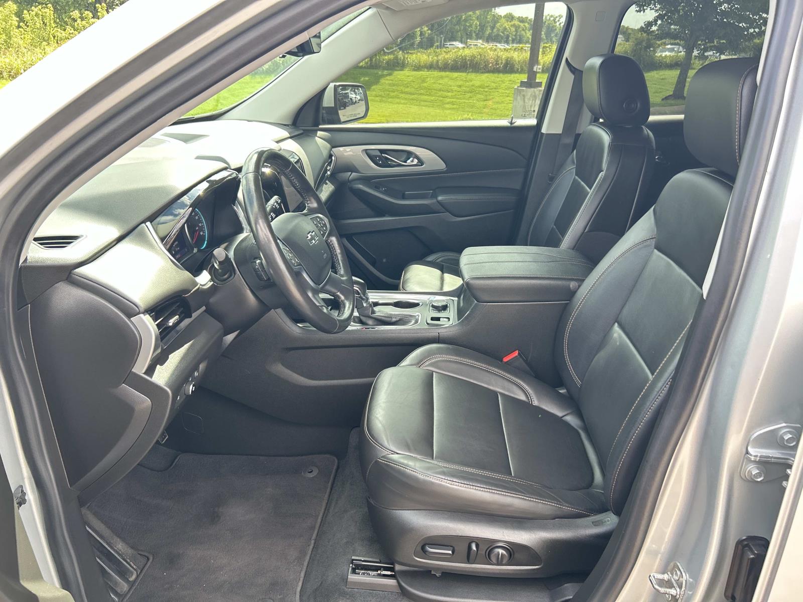Used 2021 Chevrolet Traverse SUV