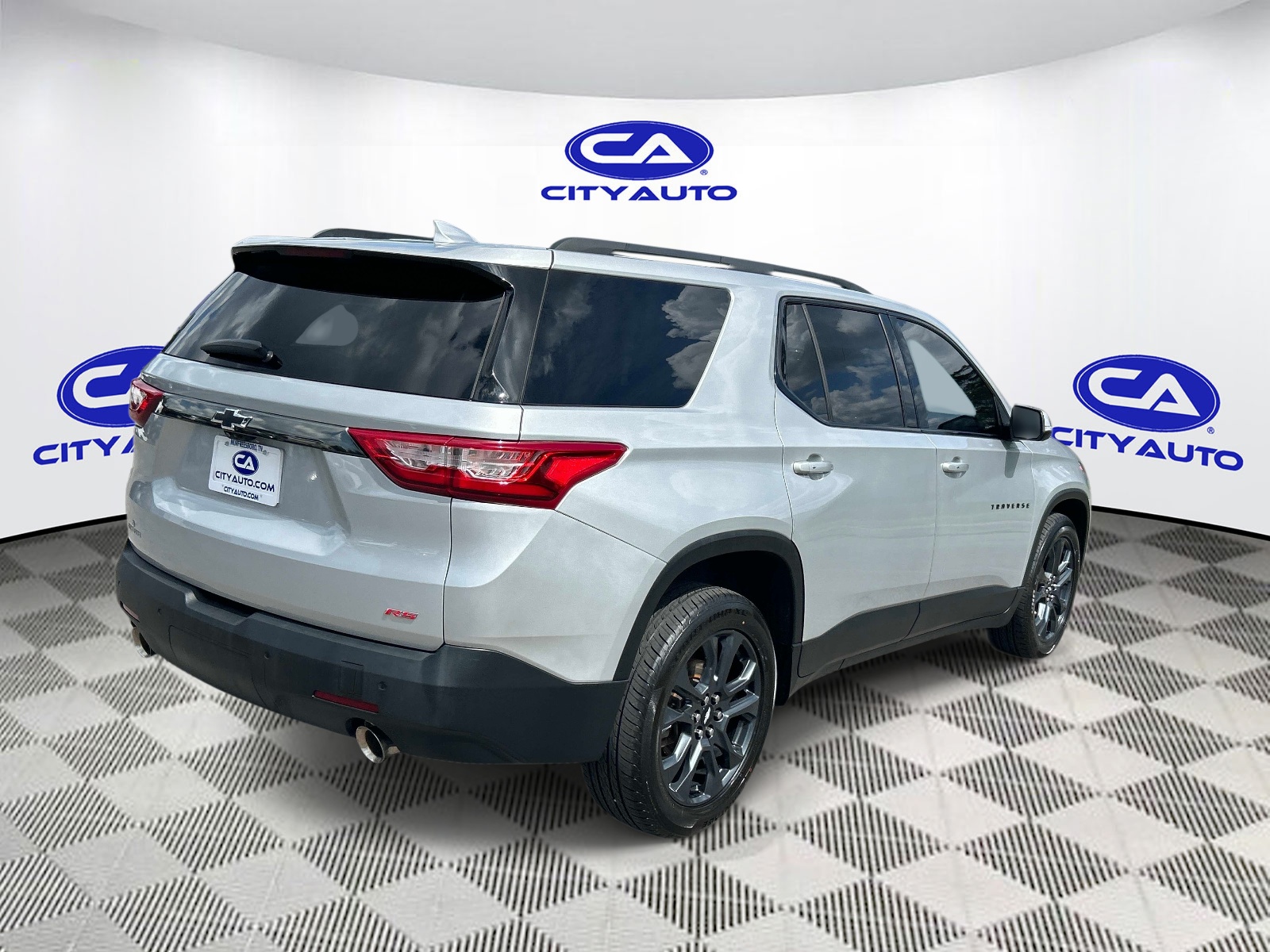 Used 2021 Chevrolet Traverse SUV