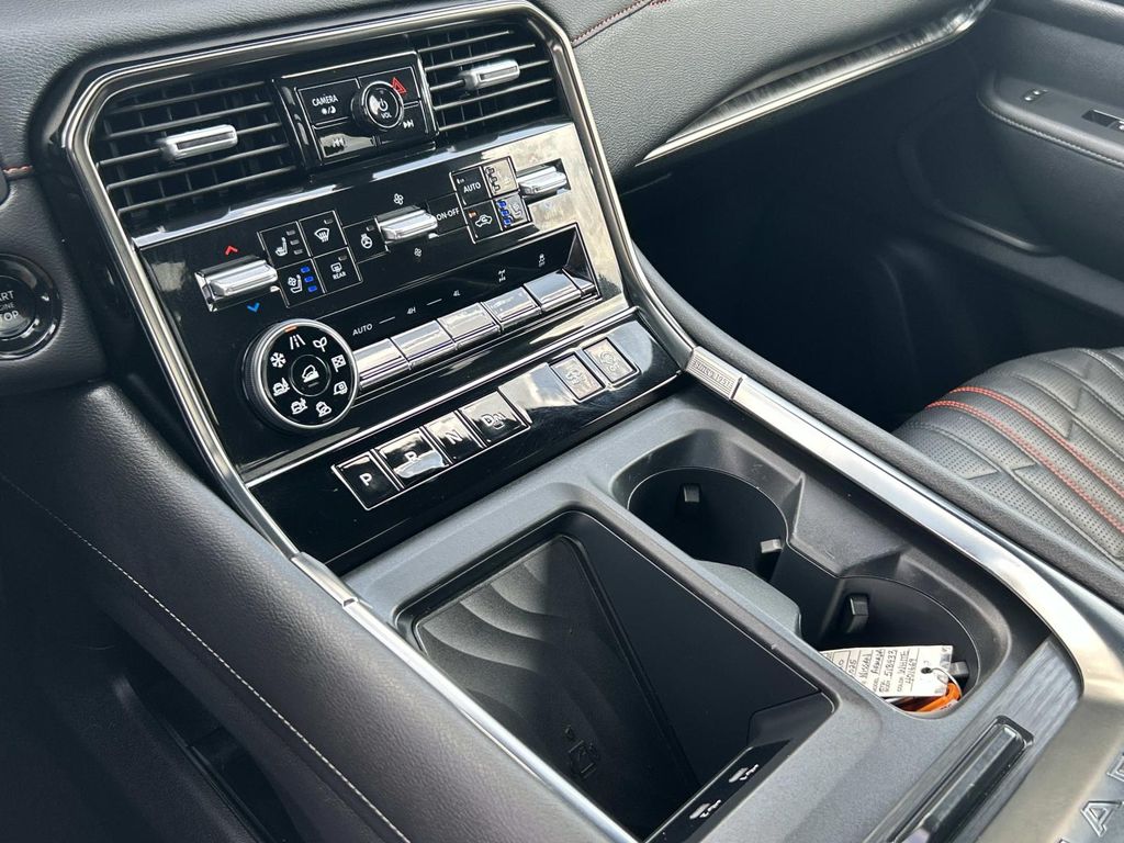 Vehicle photo 39