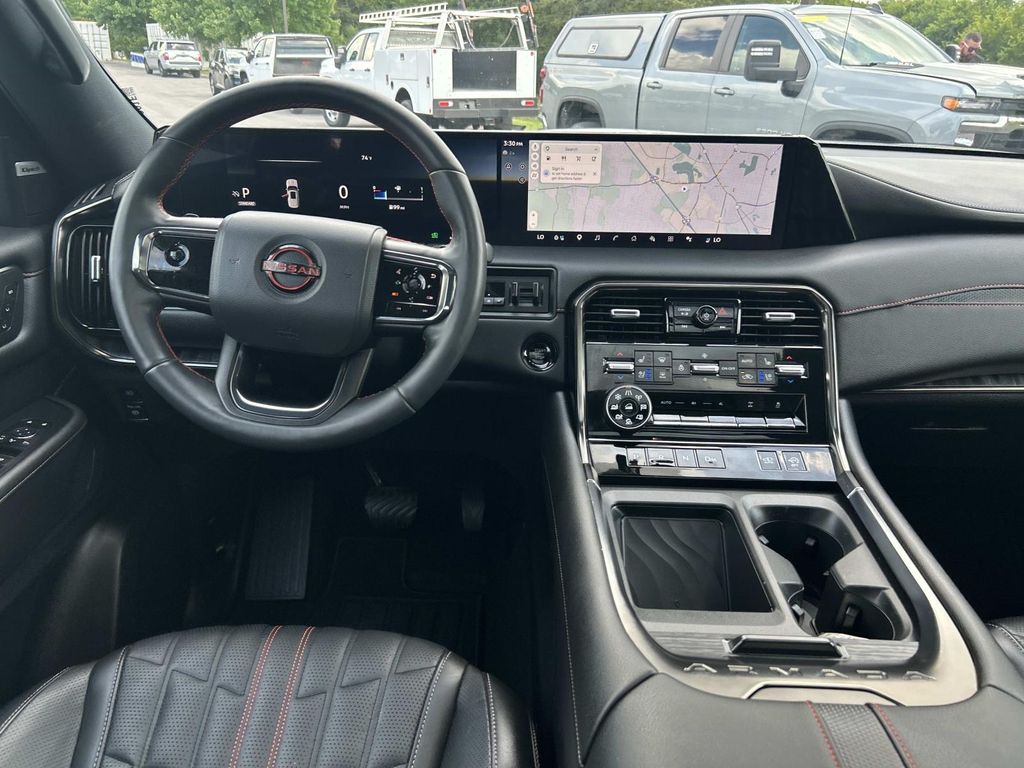 Vehicle photo 22
