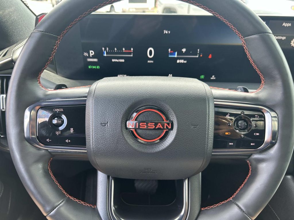 Vehicle photo 42