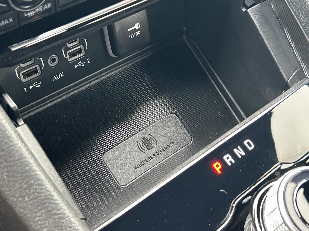 Used 2025 Jeep Grand Cherokee SUV