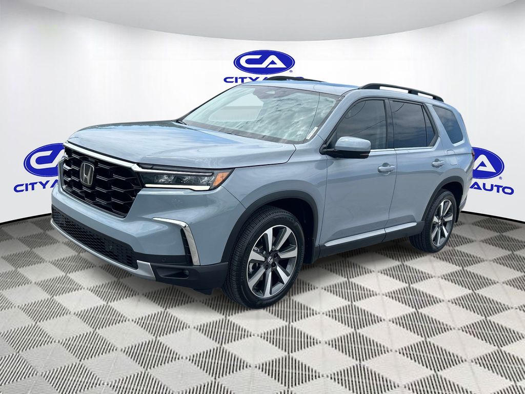 Used 2025 Honda Pilot SUV