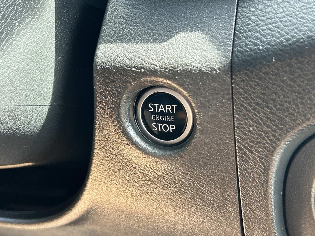 Used 2023 Nissan Frontier Truck