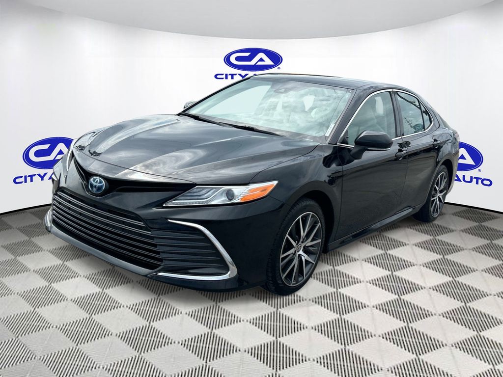 Used 2022 Toyota Camry Hybrid Sedan