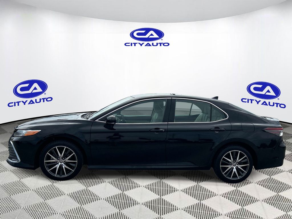 Used 2022 Toyota Camry Hybrid Sedan