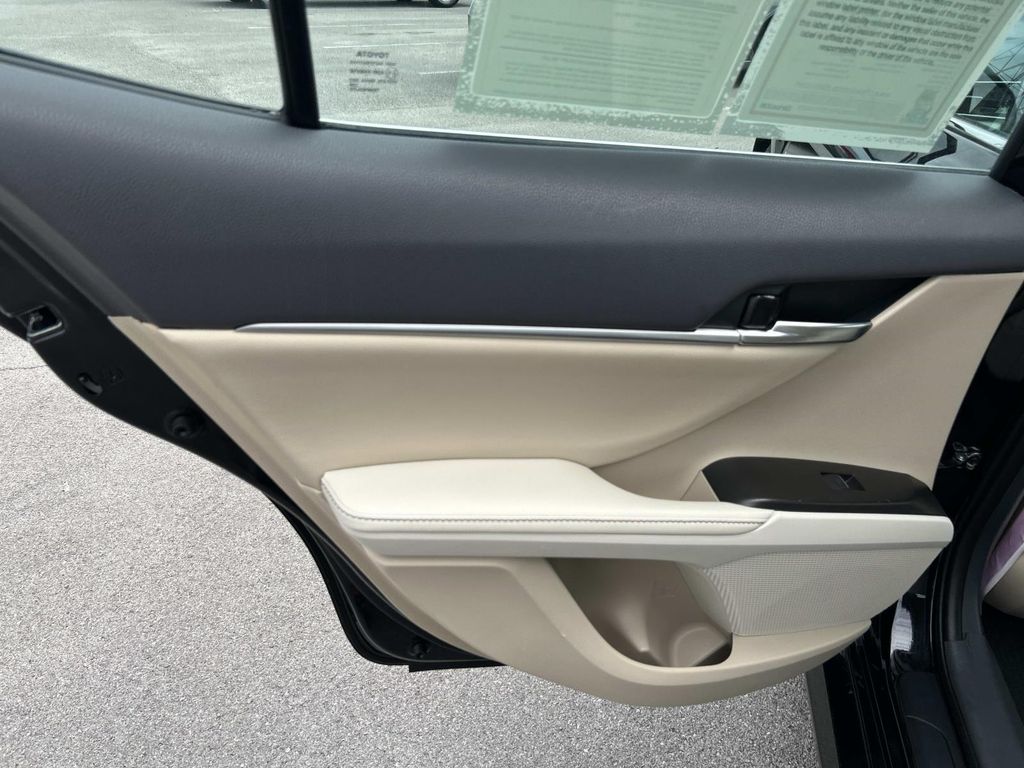 Used 2022 Toyota Camry Hybrid Sedan