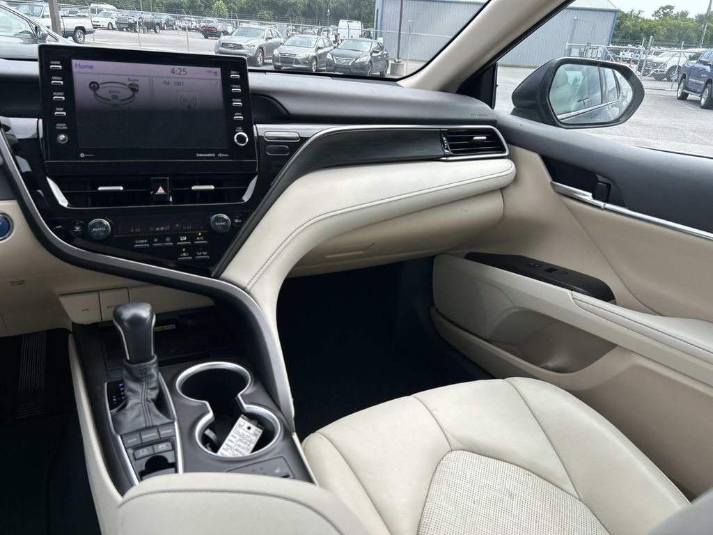 Used 2022 Toyota Camry Hybrid Sedan