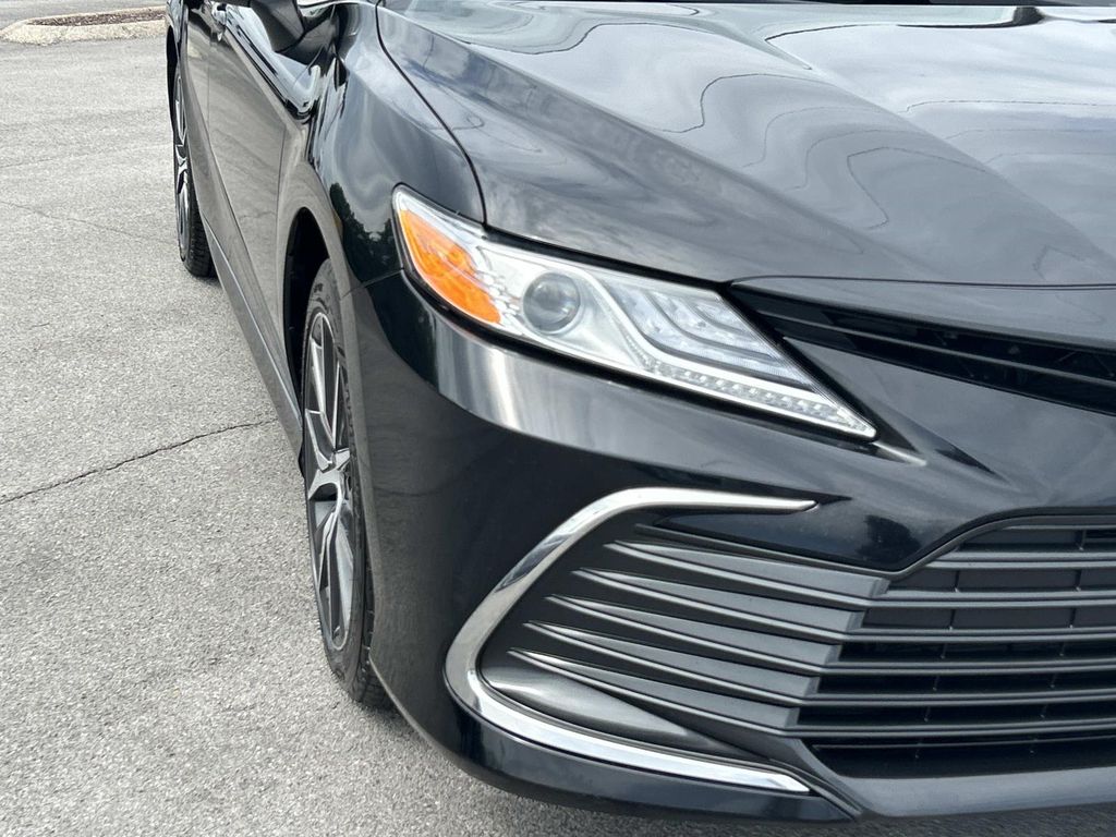 Used 2022 Toyota Camry Hybrid Sedan