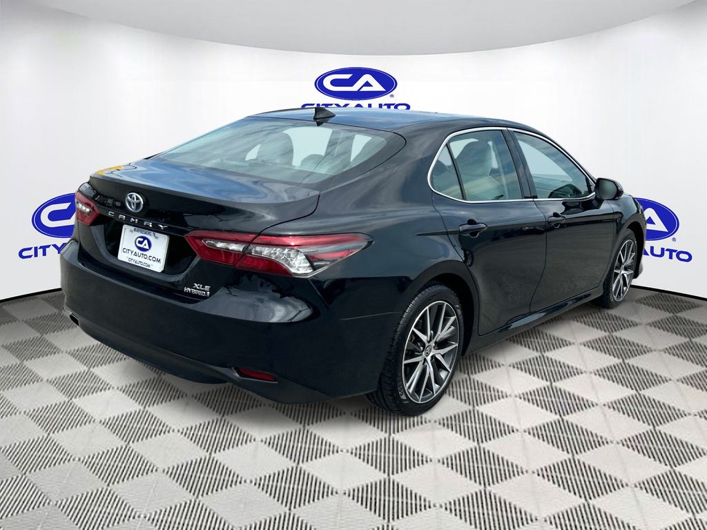 Used 2022 Toyota Camry Hybrid Sedan