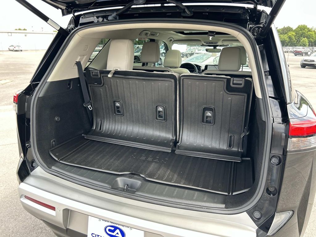 Used 2023 Nissan Pathfinder SUV