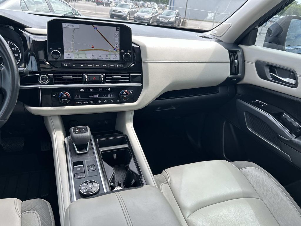 Used 2023 Nissan Pathfinder SUV