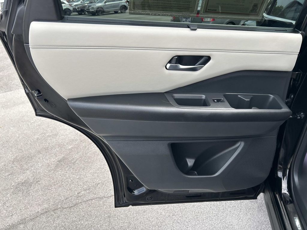 Used 2023 Nissan Pathfinder SUV