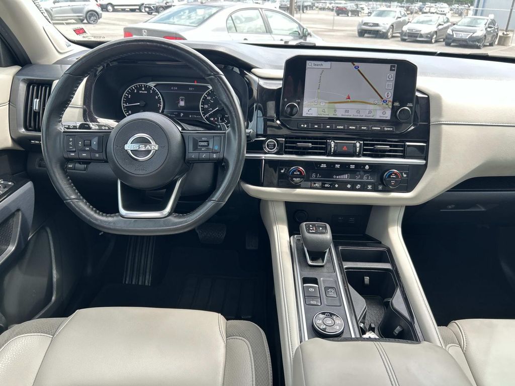 Used 2023 Nissan Pathfinder SUV