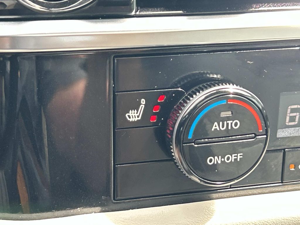 Used 2023 Nissan Pathfinder SUV