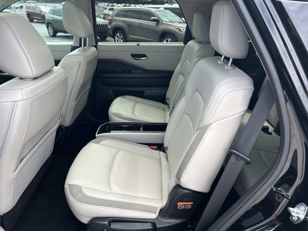 Used 2023 Nissan Pathfinder SUV
