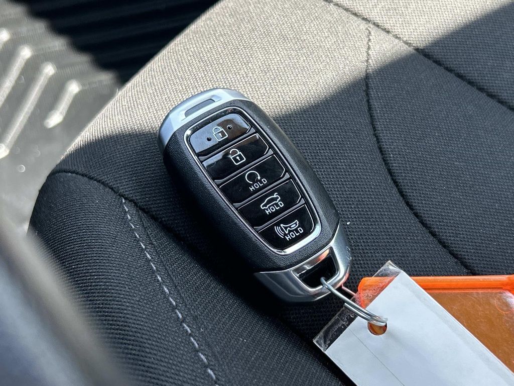 Used 2022 Hyundai Elantra Sedan
