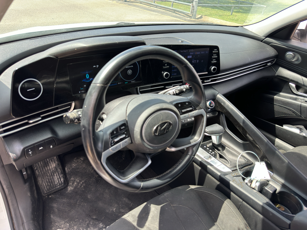Used 2022 Hyundai Elantra Sedan