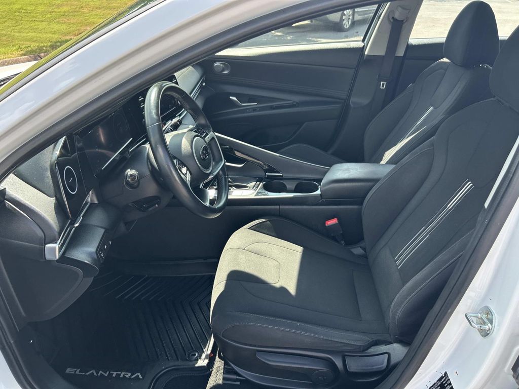 Used 2022 Hyundai Elantra Sedan