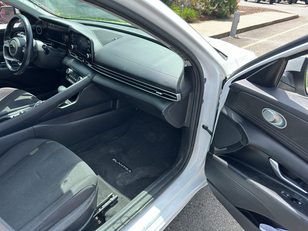 Used 2022 Hyundai Elantra Sedan