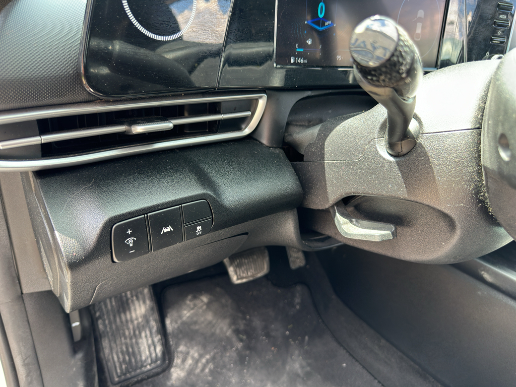 Used 2022 Hyundai Elantra Sedan